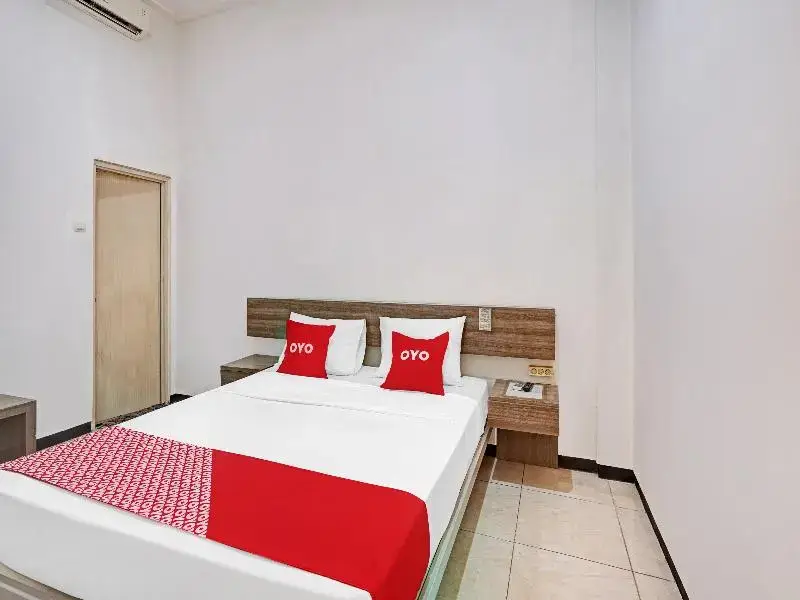 Almeira Homestay Syariah Sub by OYO Rooms — фото 1