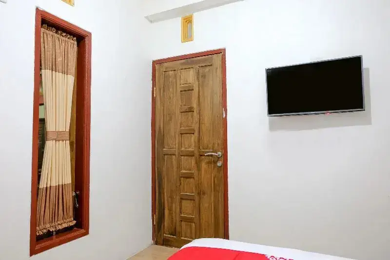 Маланг: D&A Guesthouse Syariah And Rent Car by OYO Rooms