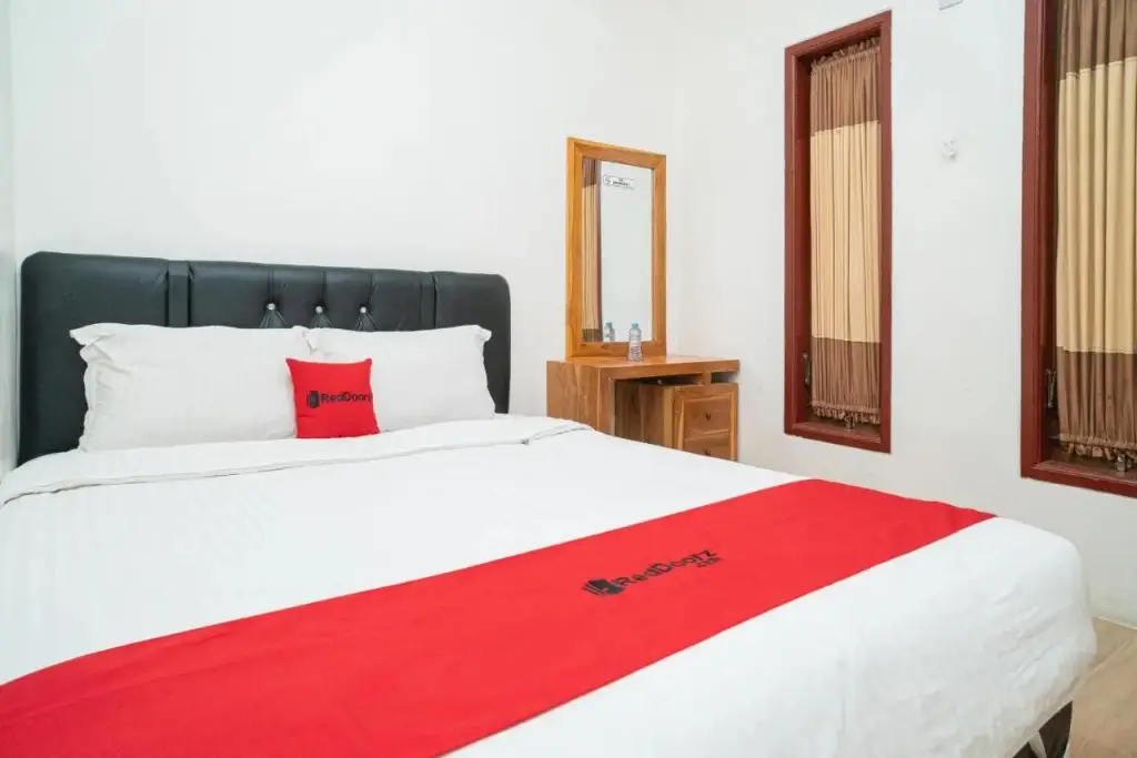 Маланг: D&A Guesthouse Syariah And Rent Car by OYO Rooms