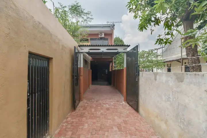 Бекаси: Formerly RedDoorz Syariah @ Bulak Kapal