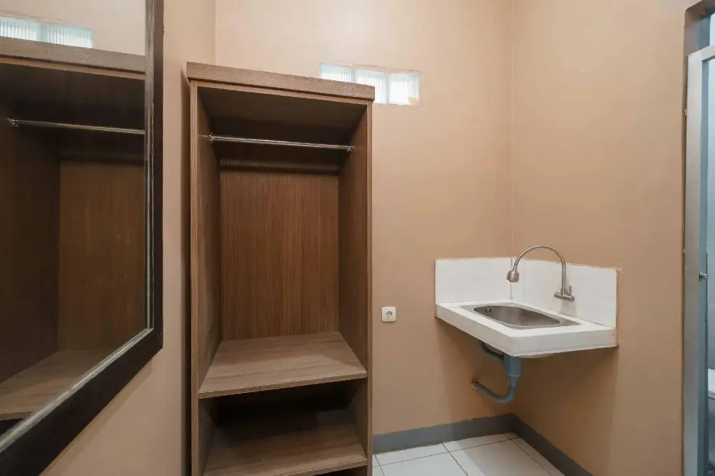 Бекаси: Formerly RedDoorz Syariah @ Bulak Kapal