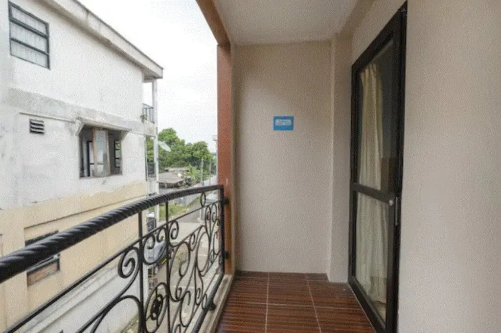 Джакарта: OYO 3747 Comfort Residence
