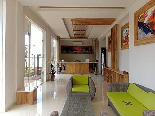 Бандунг: OYO 90102 Edotel Hotel By Dbest Hospitality