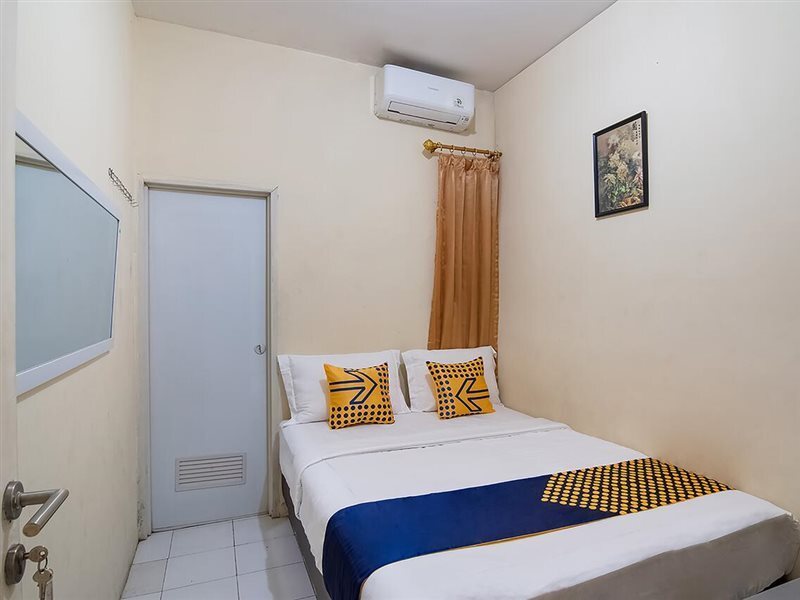 Богор: Spot On 3988 Kost Carmelia Baranangsiang Syariah