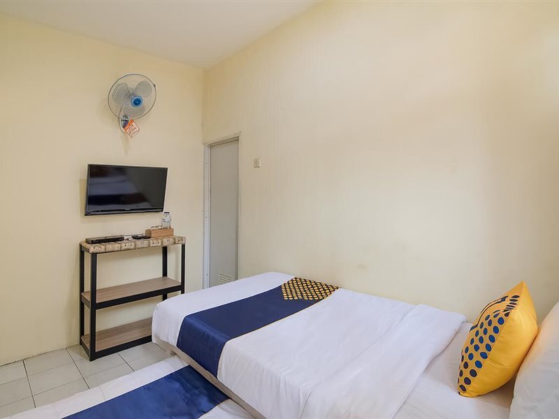Богор: Spot On 3988 Kost Carmelia Baranangsiang Syariah