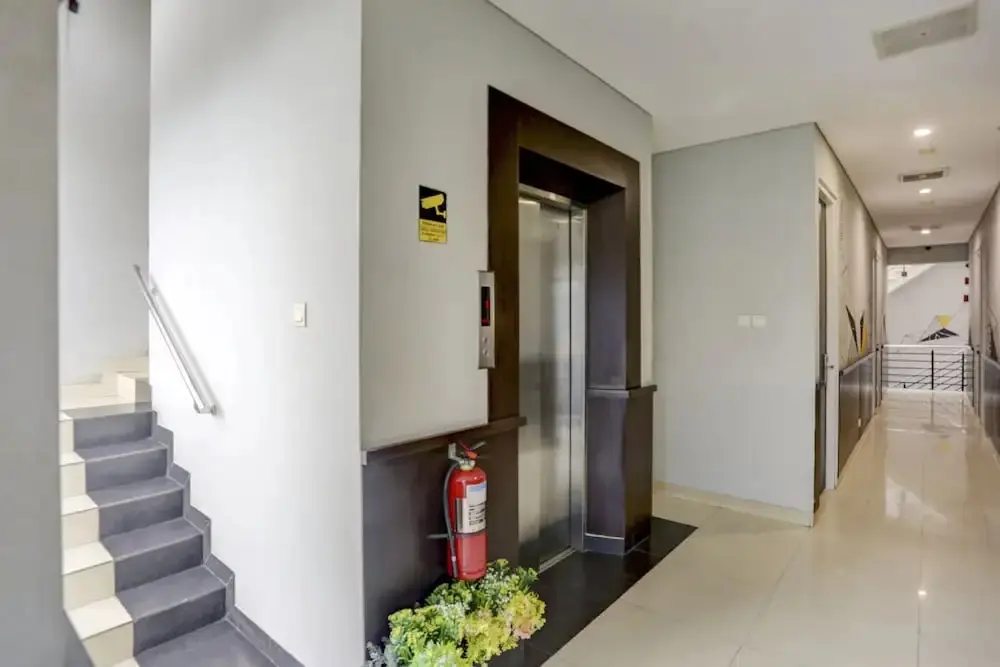 Джакарта: Wisma Kebon Kacang 9 by OYO Rooms