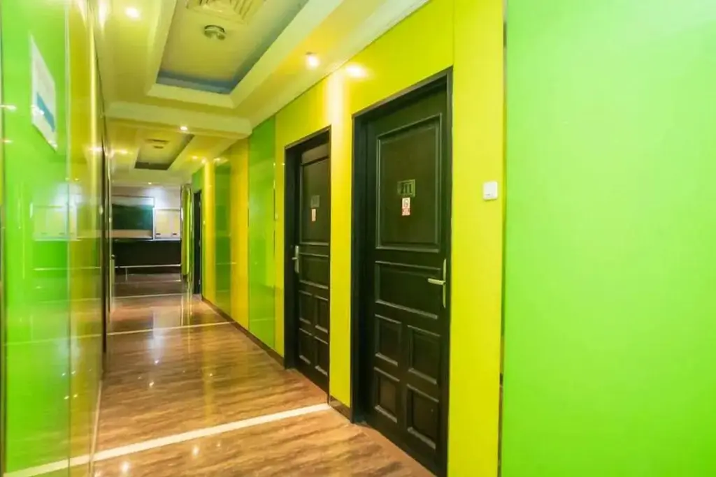 Депок: RedDoorz Apartment @ Saladin Mansion Margonda