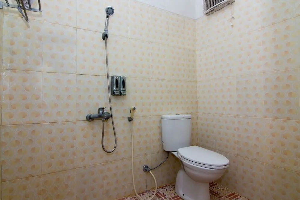 Тегал: OYO 2421 Joglo Guest House Syariah