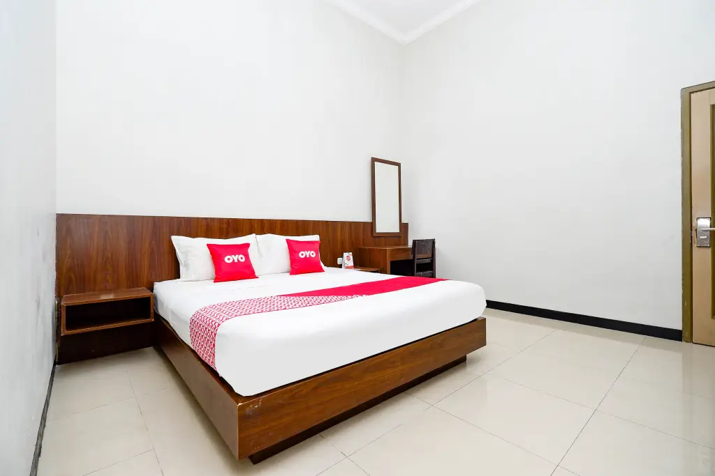 Тегал: Super OYO 2436 Hotel Kencana