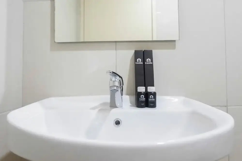 Сурабая: High Floor Studio Apartment at Orchard Tower Supermall Mansion