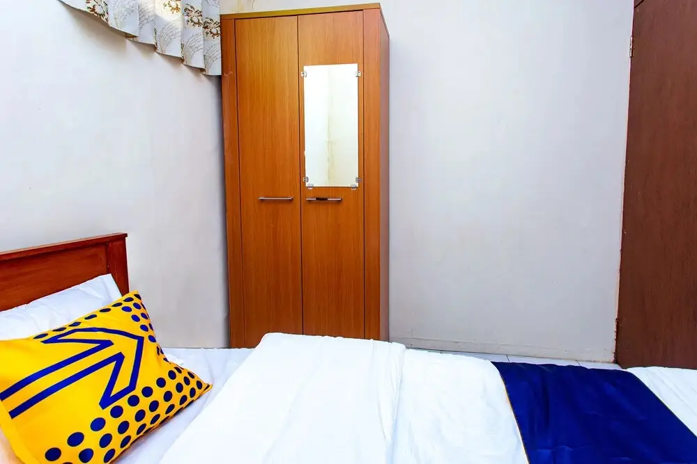 Вонособо: SPOT ON 2719 Homestay Rizqi Syariah - Hostel