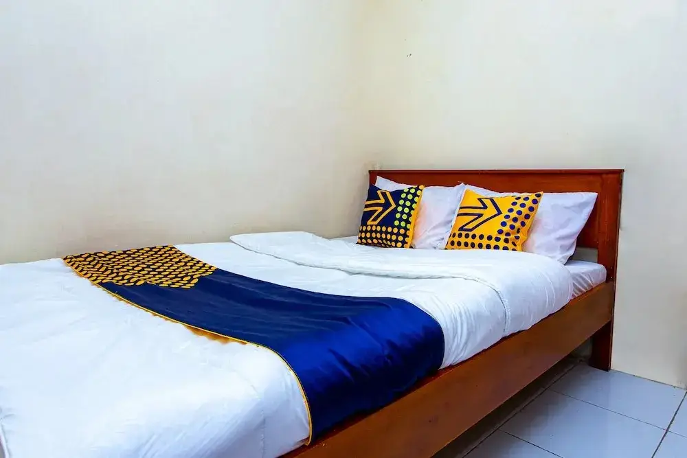 Вонособо: SPOT ON 2719 Homestay Rizqi Syariah - Hostel