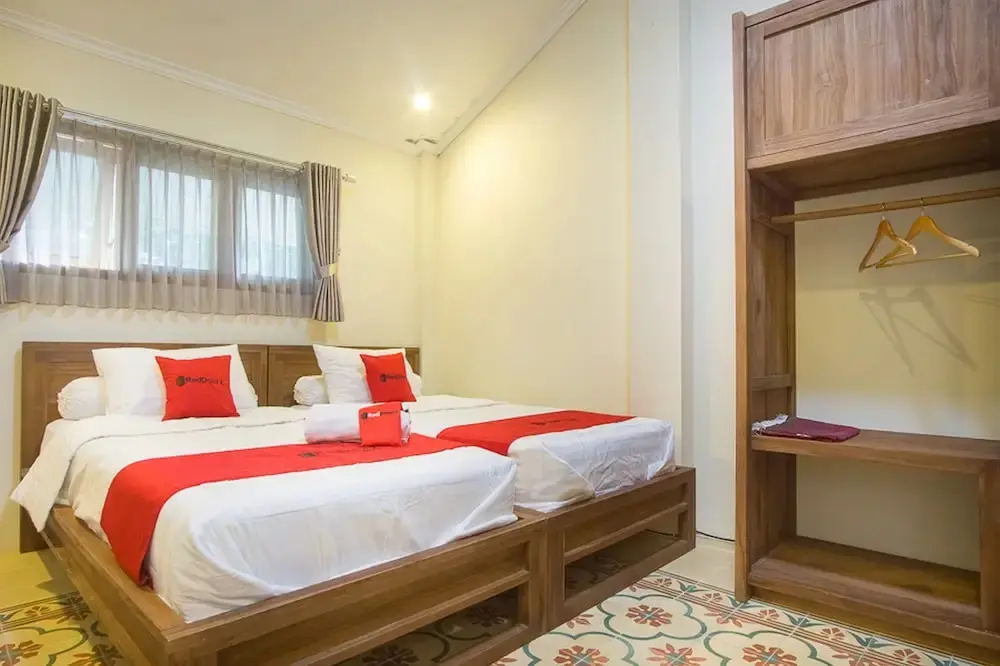 Пакитан: RedDoorz @ Letjend S.Parman Pacitan