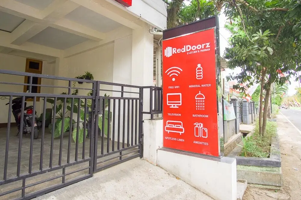 Пакитан: RedDoorz @ Letjend S.Parman Pacitan