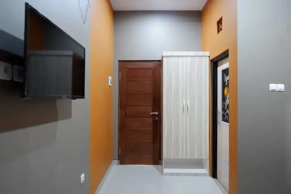 Тегал: RedDoorz Syariah near Stasiun Tegal