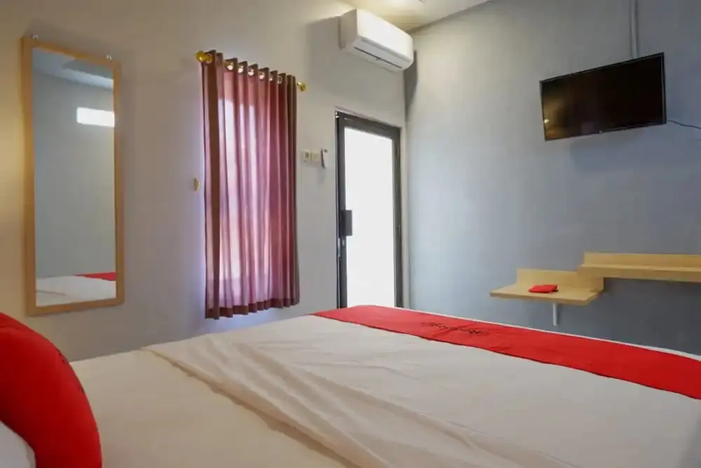 Тегал: RedDoorz Syariah near Alun Alun Tegal