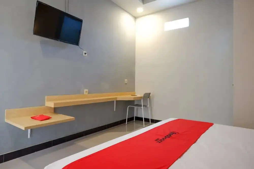 Тегал: RedDoorz Syariah near Alun Alun Tegal