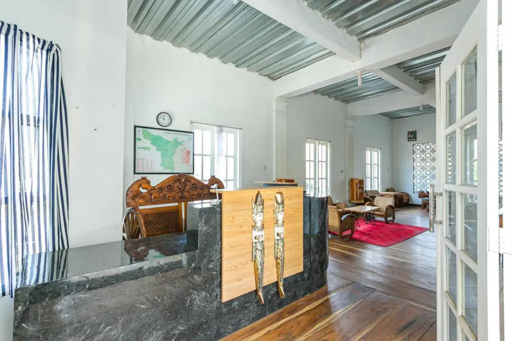 Караганьяр: RedDoorz near Grojogan Sewu Tawangmangu
