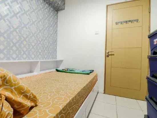 Сурабая: Apartment Educity by Rava Home