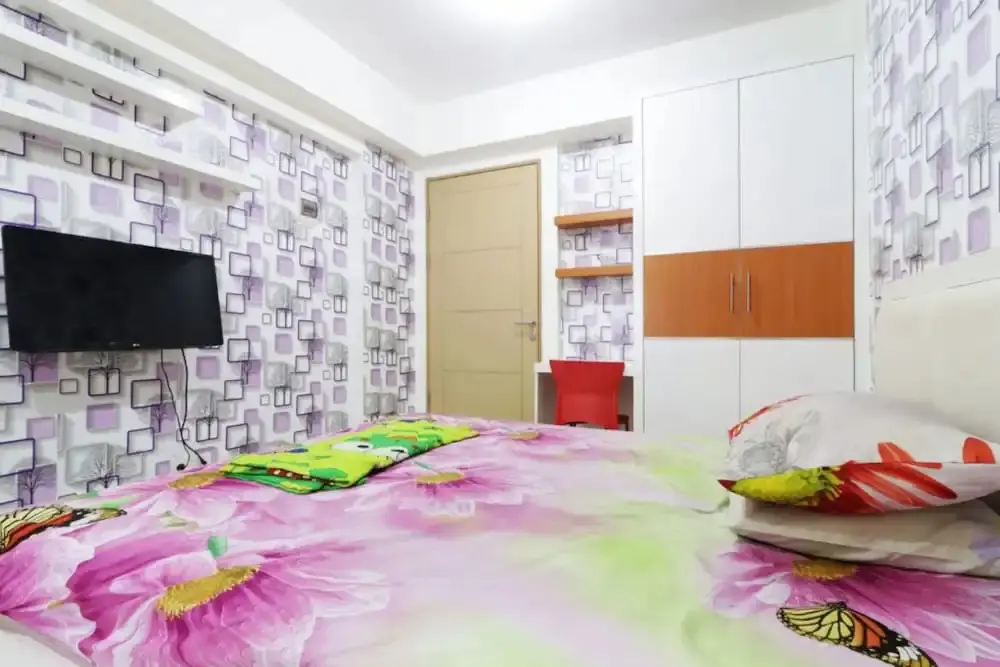 Сурабая: Apartment Educity by Rava Home