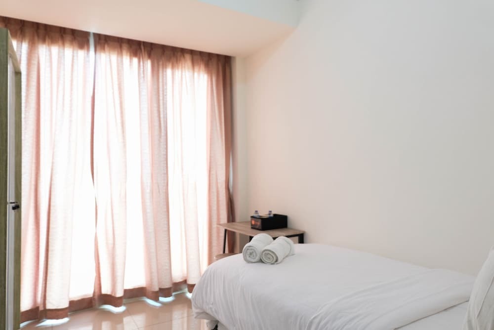 Южный Тангеранг: Cozy and Minimalist Studio Apartment @ Tree Park BSD