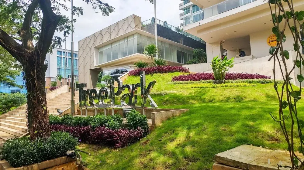 Южный Тангеранг: Cozy and Minimalist Studio Apartment @ Tree Park BSD