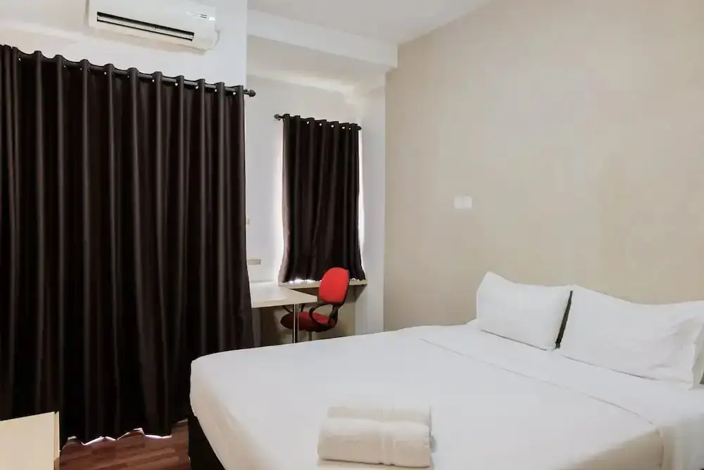 Тангеранг: Best Price Studio Apartment at Tamansari Skylounge