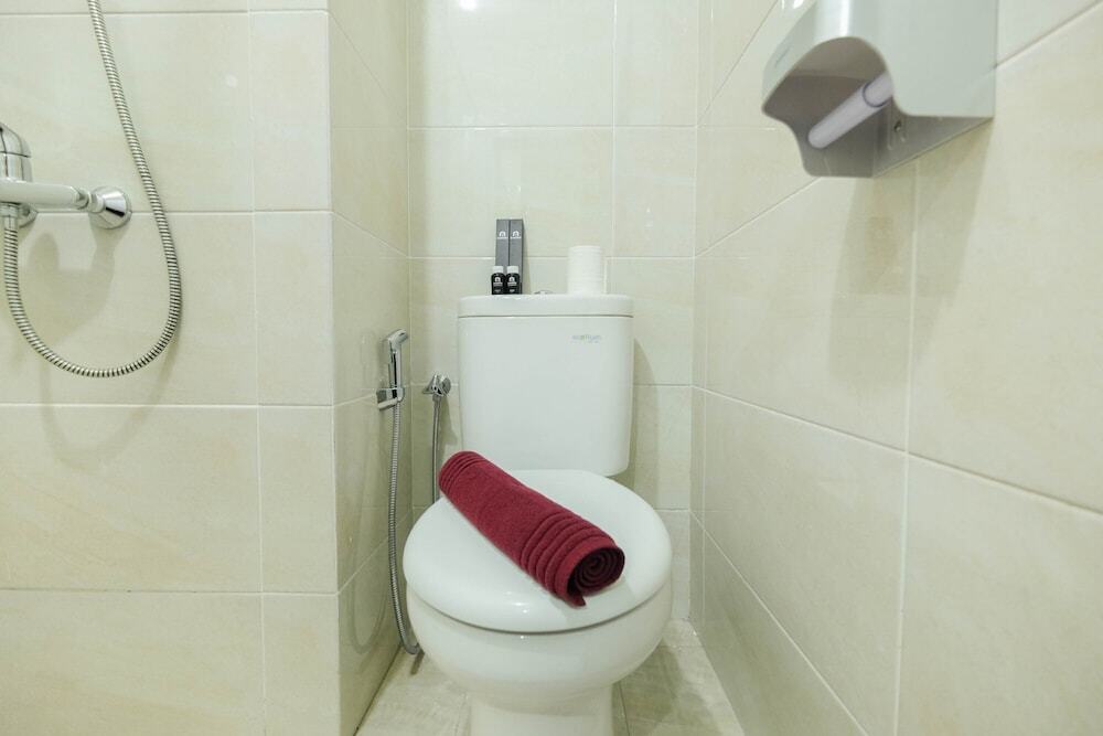 Чикаранг: Fully Furnished Studio Apartment at Mustika Golf Residence
