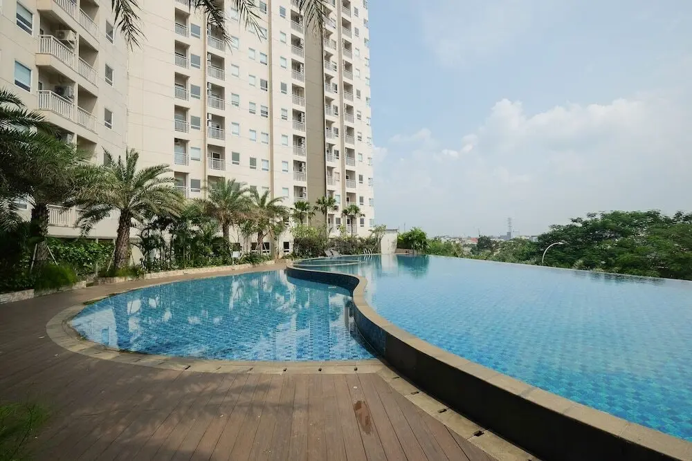 Чикаранг: Fully Furnished Studio Apartment at Mustika Golf Residence