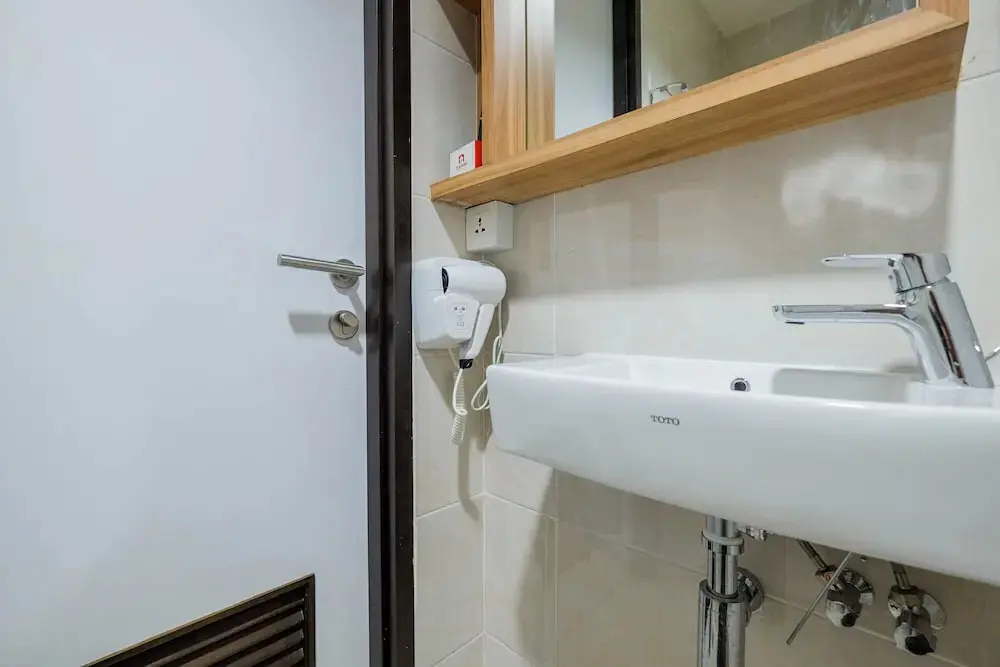 Чикаранг: Comfortable and Fully Furnished Studio Apartment at Mustika Golf Residence