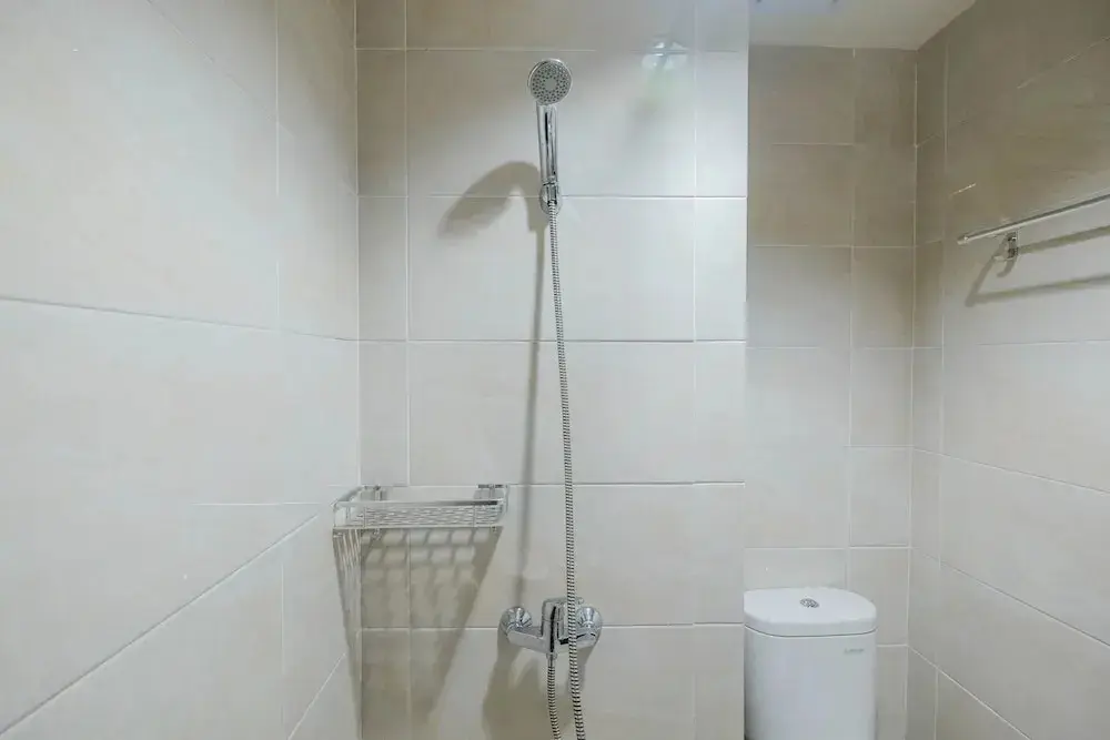 Чикаранг: Comfortable and Fully Furnished Studio Apartment at Mustika Golf Residence