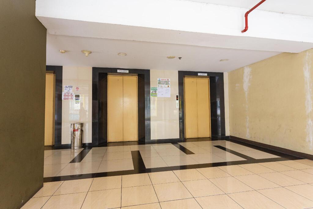 Бандунг: RedDoorz Apartment @ Gateway Cicadas