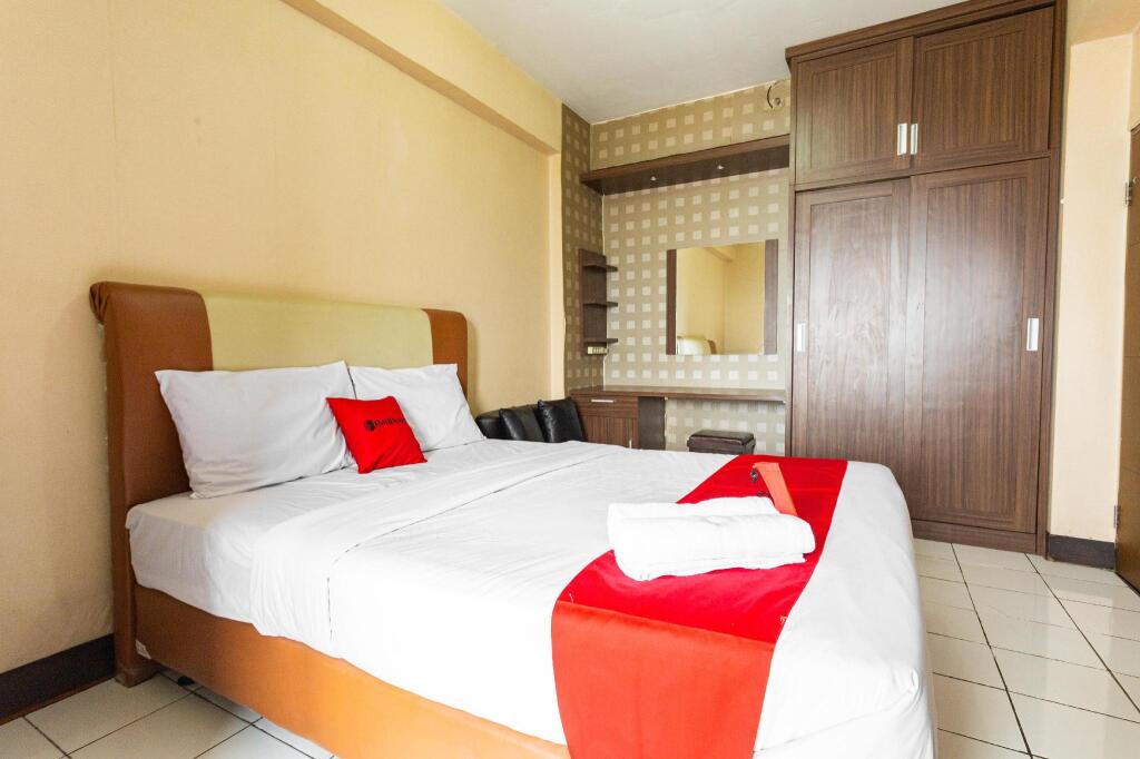 Бандунг: RedDoorz Apartment @ Gateway Cicadas