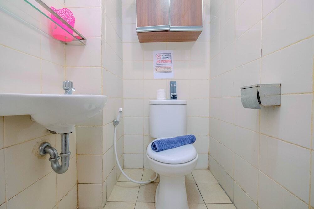 Бекаси: Highest Value 2BR at Lagoon Bekasi Town Square Apartment