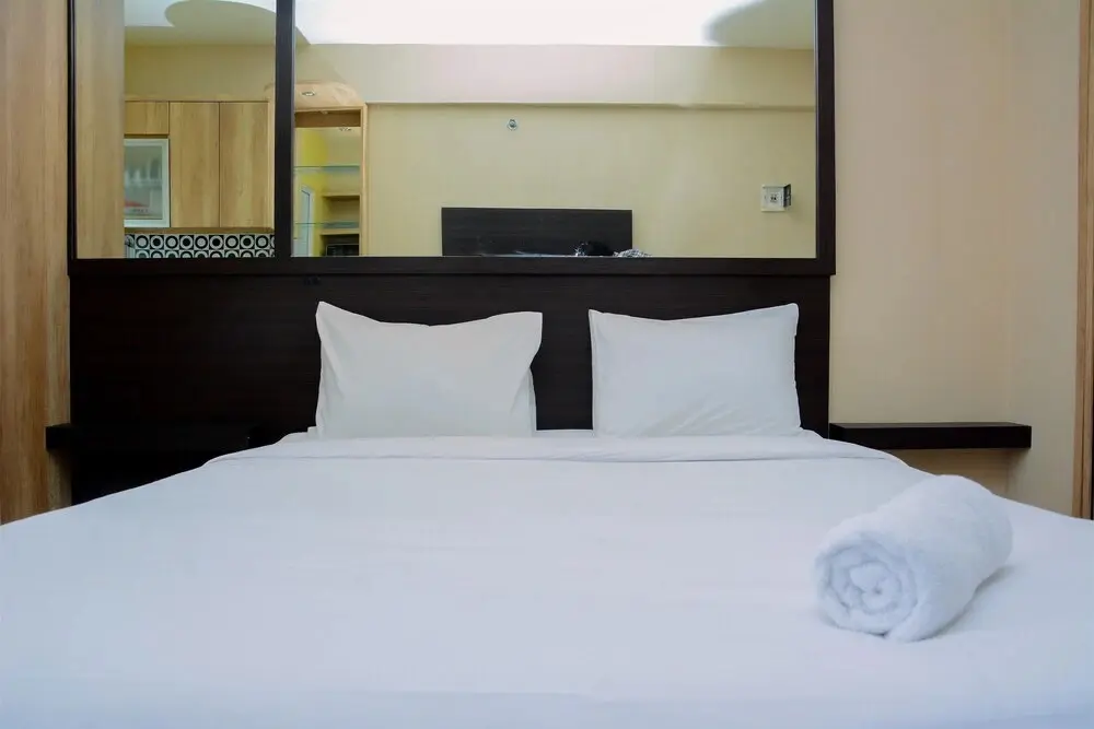 Джакарта: Stylish and Convenient Studio Green Pramuka Apartment