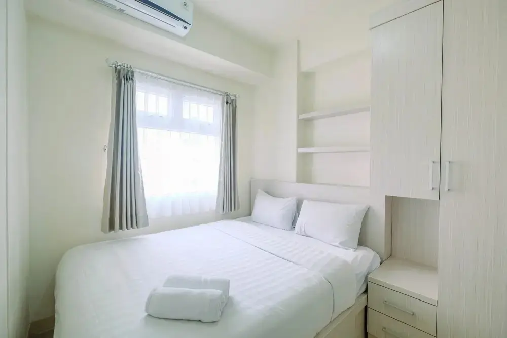 Джакарта: Chic and Cozy 2BR Apartment at Green Pramuka City