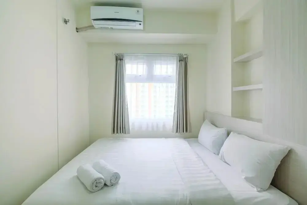 Джакарта: Chic and Cozy 2BR Apartment at Green Pramuka City