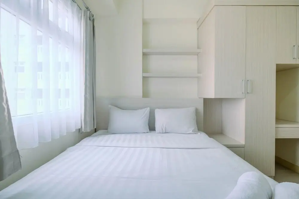 Джакарта: Chic and Cozy 2BR Apartment at Green Pramuka City