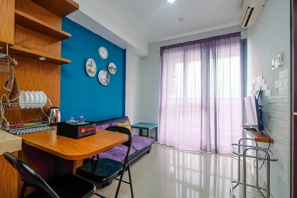 Джакарта: Homey and Comfortable 1BR Apartment at Royal Olive Residence