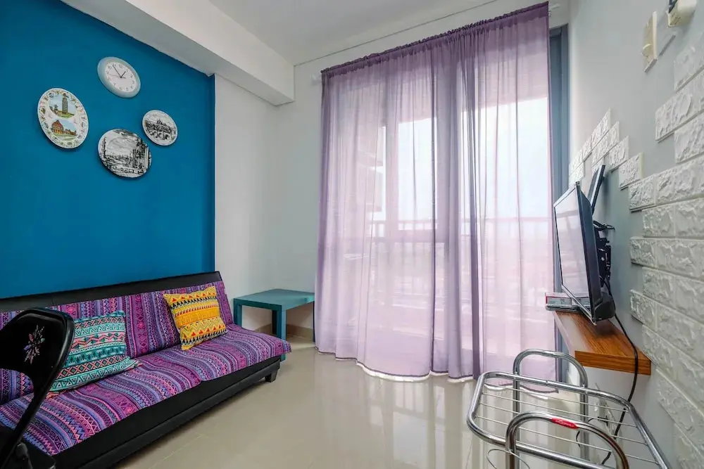 Джакарта: Homey and Comfortable 1BR Apartment at Royal Olive Residence