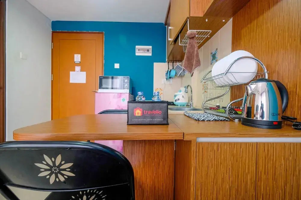 Джакарта: Homey and Comfortable 1BR Apartment at Royal Olive Residence