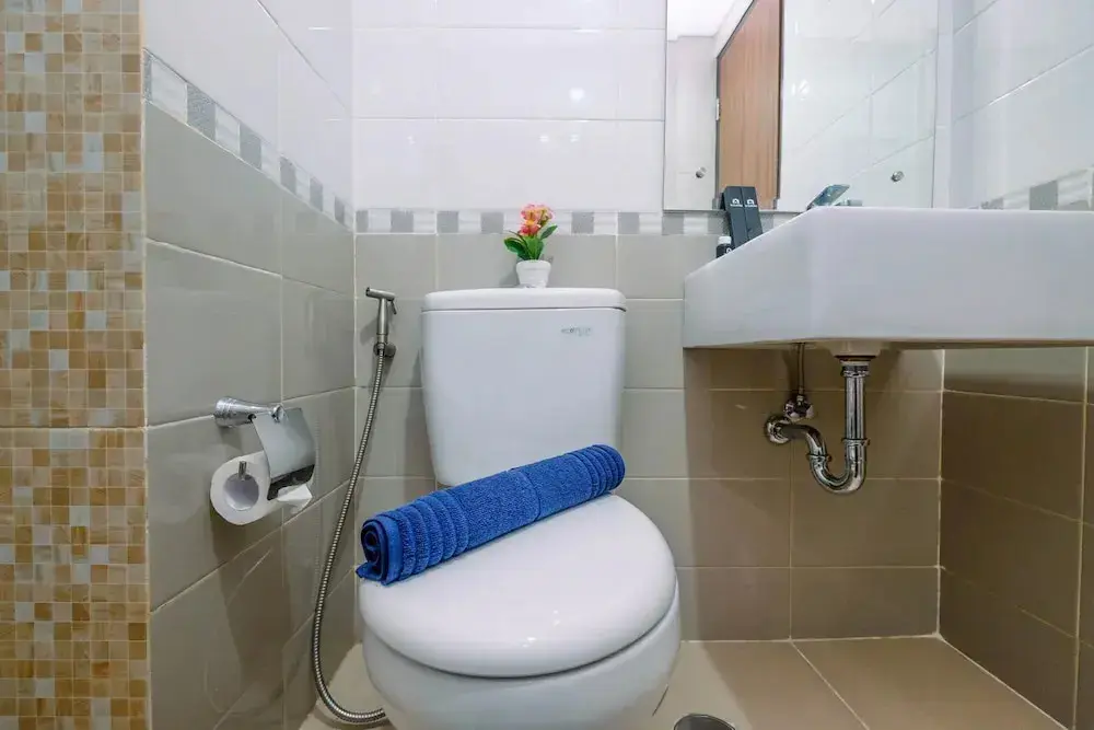 Джакарта: Homey and Comfortable 1BR Apartment at Royal Olive Residence