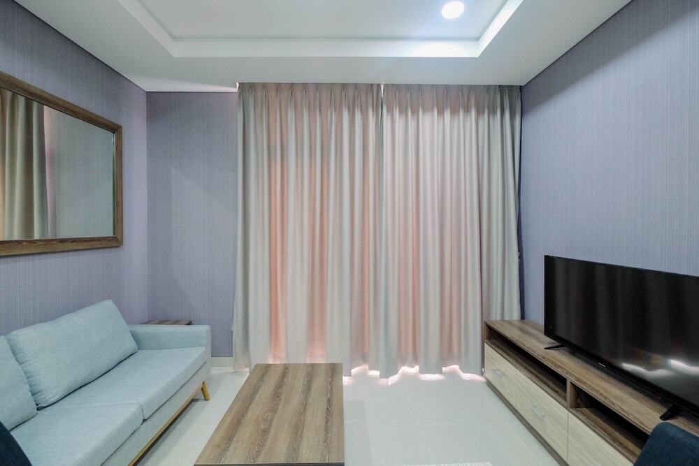 Джакарта: Spacious 2BR at Ciputra International Apartment