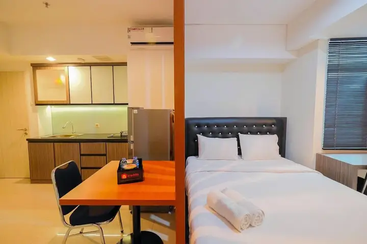 Бекаси: Elegant 1BR at Grand Kamala Lagoon Apartment