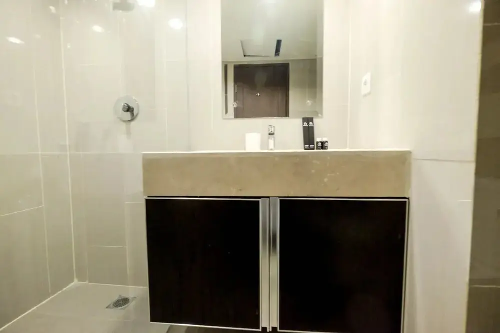 Джакарта: Minimalist Studio Apartment at H Residence