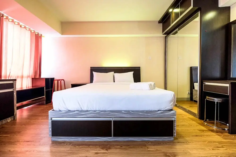 Джакарта: Minimalist Studio Apartment at H Residence