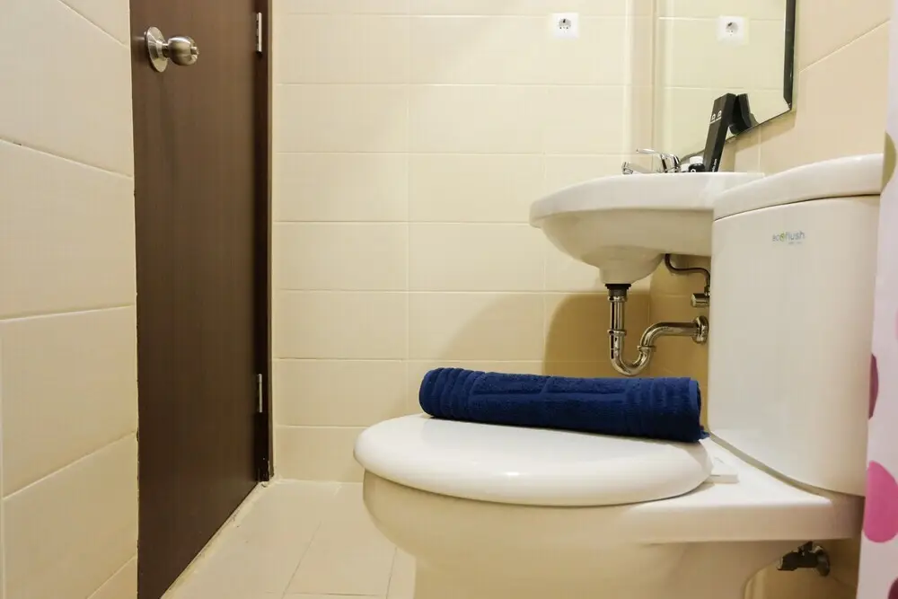 Legok: Comfortable Studio in Business Area Saveria Apartment