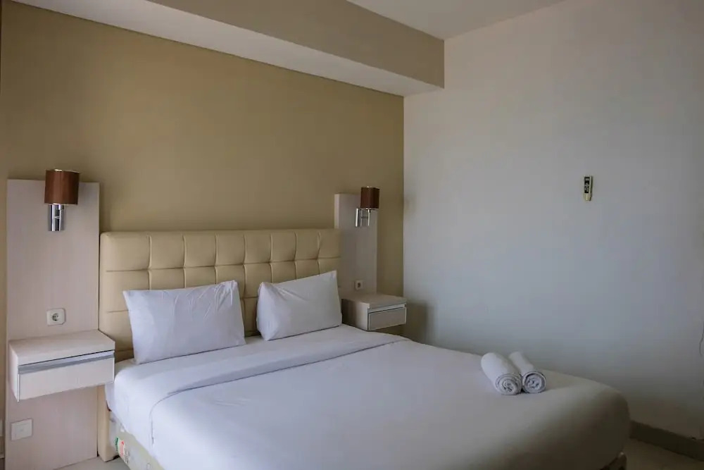 Legok: Best Price Studio Apartment at Atria Residence near Mall
