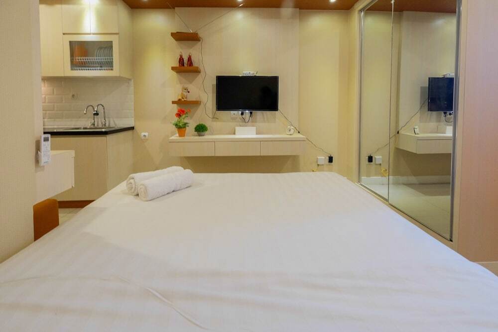 Бекаси: Relaxing Studio Grand Kamala Lagoon Apartment