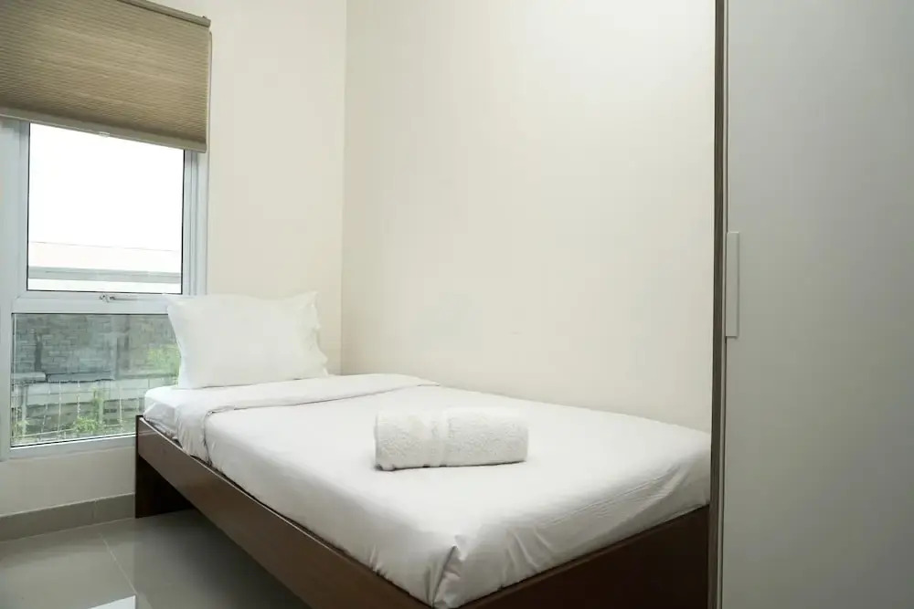 Джакарта: Homey 2BR at Paradise Mansion Apartment